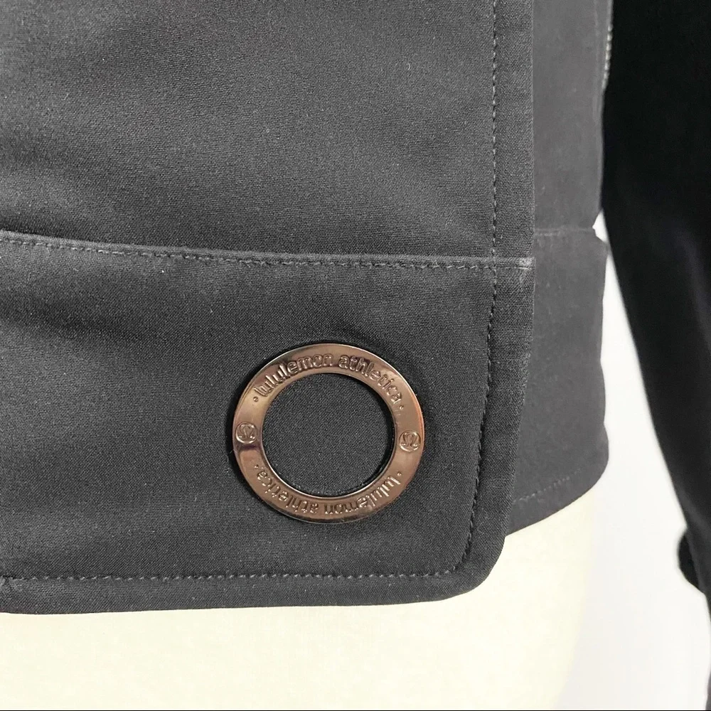 Lululemon AUDREY JACKET  Wind RainTech Softshell